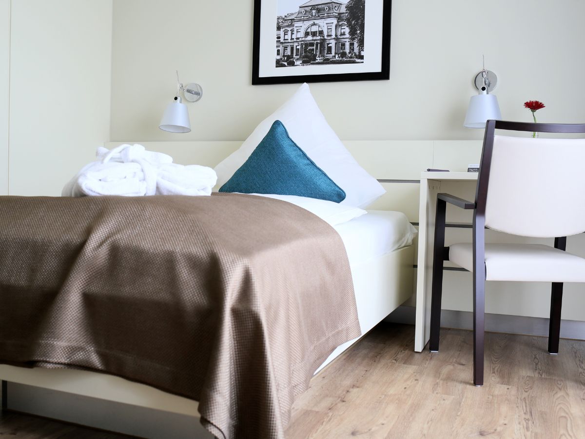 Premium Zimmer mit Einrichtung 